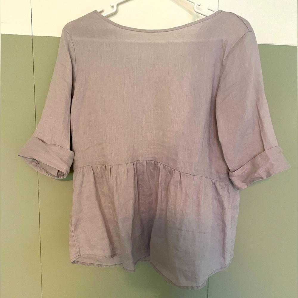 Dusty purple linen peplum top, size small/medium.